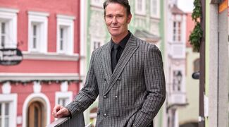 /assets/images/f/schaerding_innovativ_dr.degreif_portait-40ak70k2hdddfm3.jpg